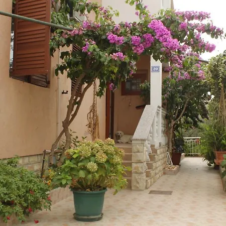 With A Parking Space Mrljane, Pasman - 8517 * Neviđane