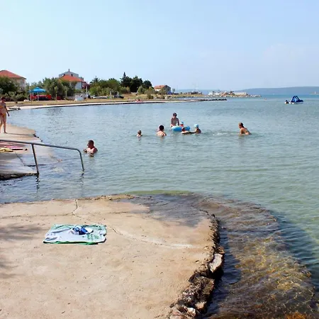 With A Parking Space Mrljane, Pasman - 8517 アパート *