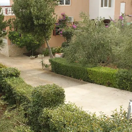 Apartman With A Parking Space Mrljane, Pasman - 8517 *